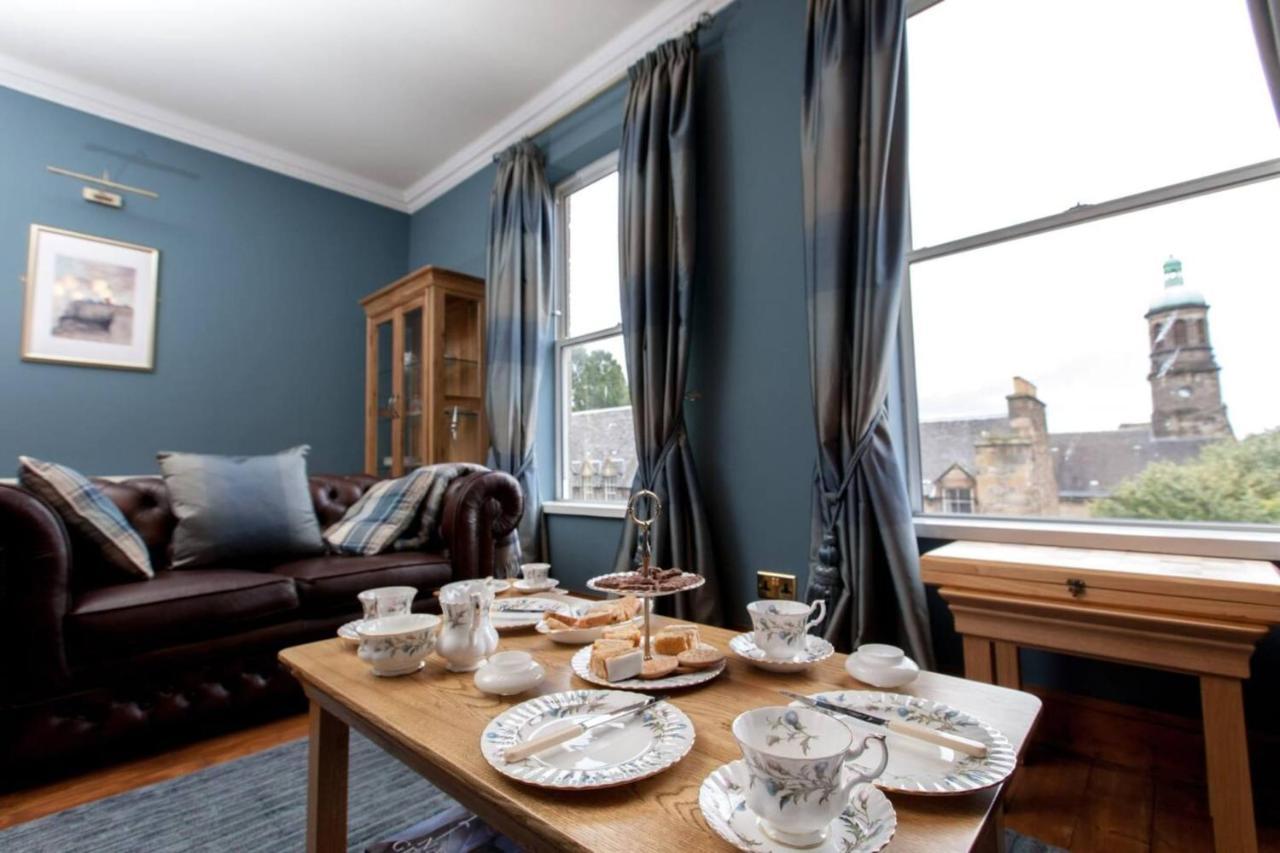 Blackfriars Residence - Beautiful Home เอดินบะระ ภายนอก รูปภาพ