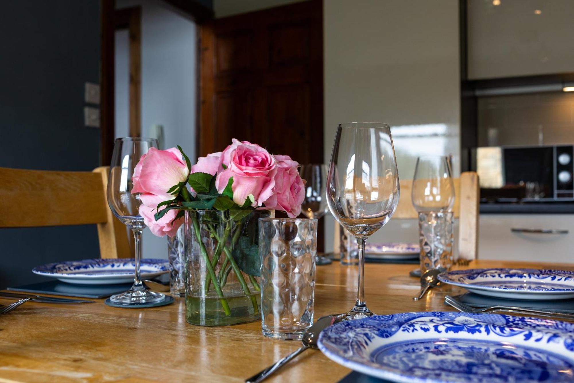 Blackfriars Residence - Beautiful Home เอดินบะระ ภายนอก รูปภาพ